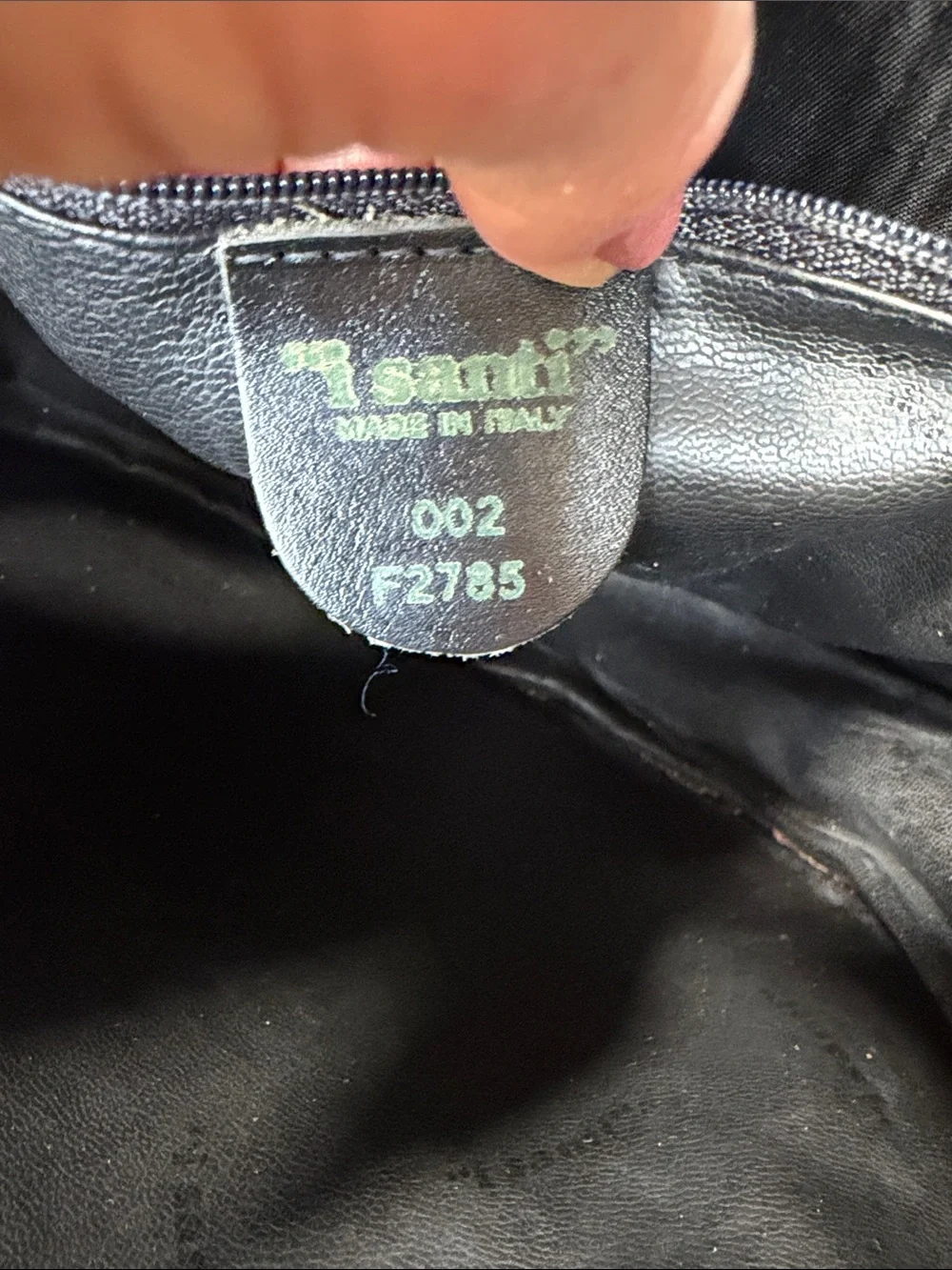 I Santi Milano 1980’s Rare Old Money Made in Italy Black Leather Canteen Bag